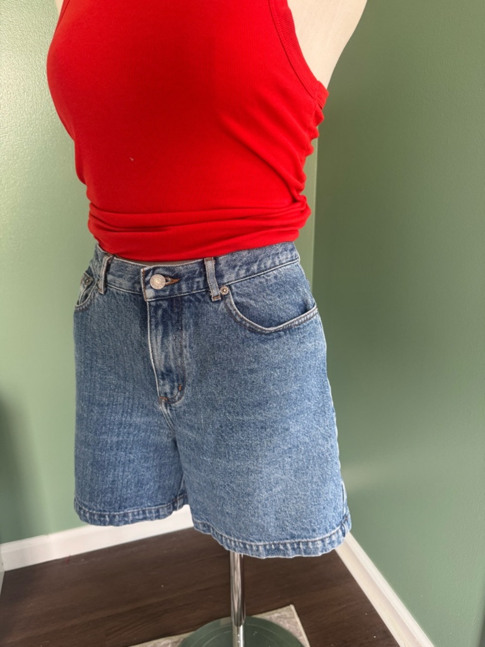 Vintage GUESS High-Rise Denim Shorts in Blue